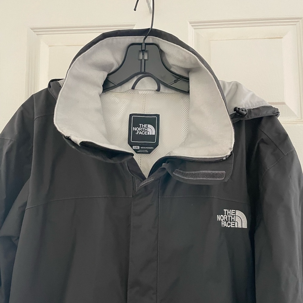 North Face Resolve Waterproof Jacket - image 3